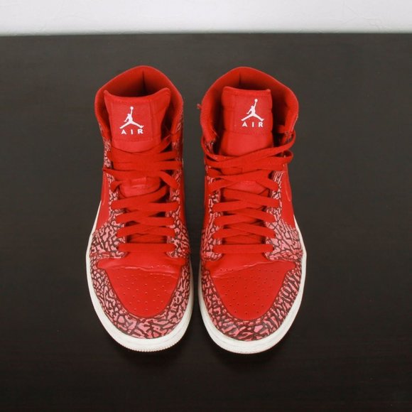 Authenticity Guaranteed NIKE Jordan 1 Retro Red Elephant Print Sneakers - Picture 8 of 15